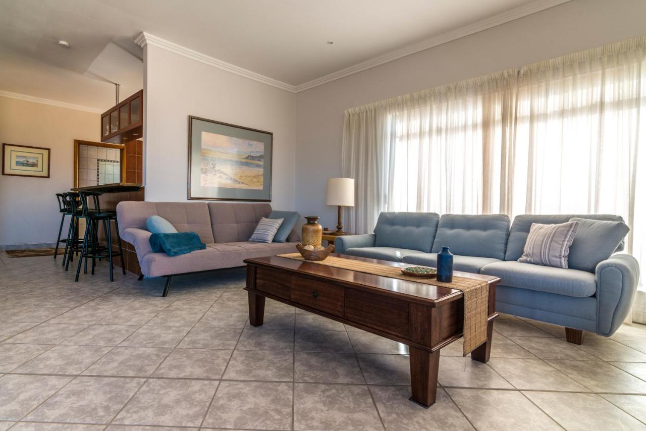 Chala-Kigi Apartments ซวาคอปมุนด์ ภายนอก รูปภาพ