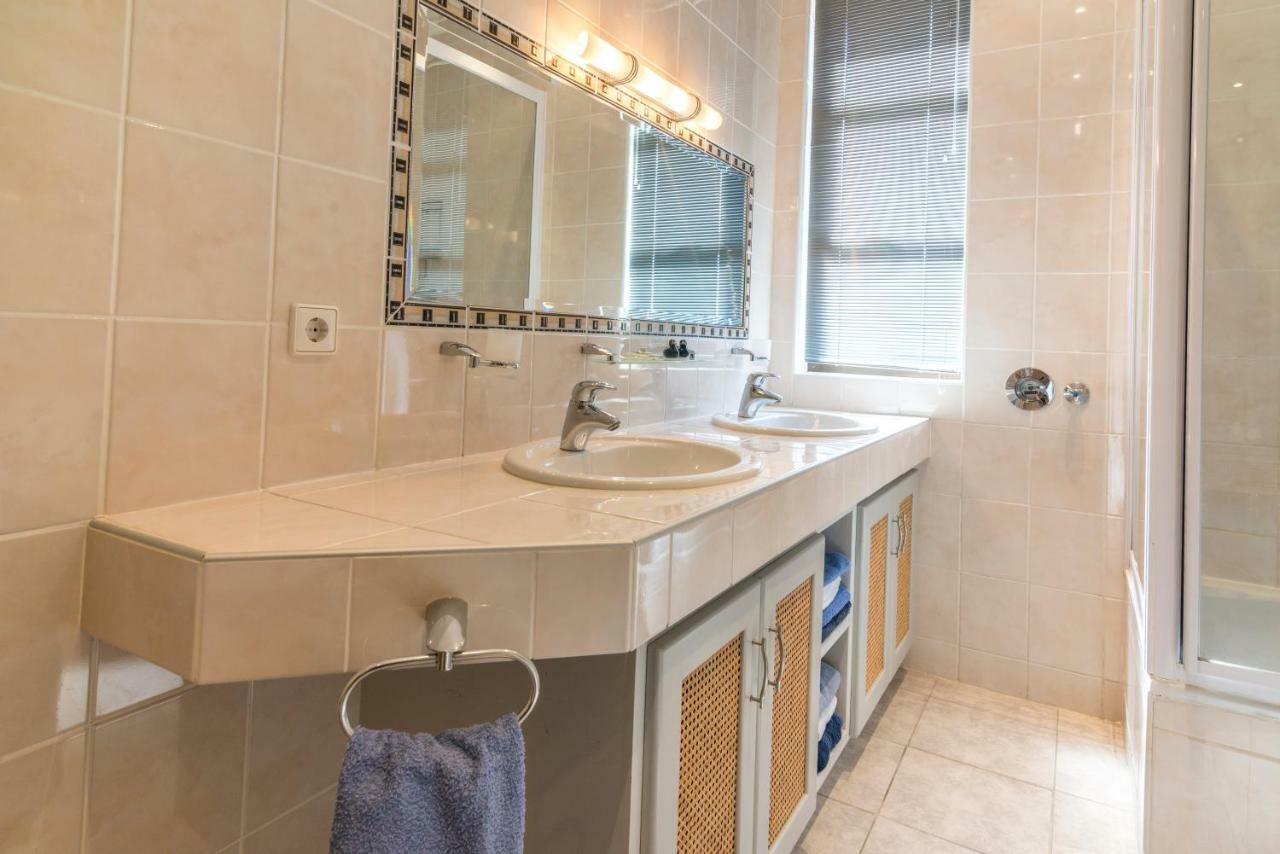 Chala-Kigi Apartments ซวาคอปมุนด์ ภายนอก รูปภาพ