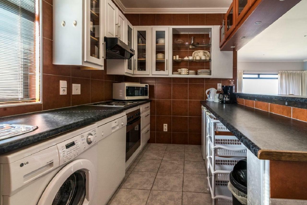 Chala-Kigi Apartments ซวาคอปมุนด์ ภายนอก รูปภาพ